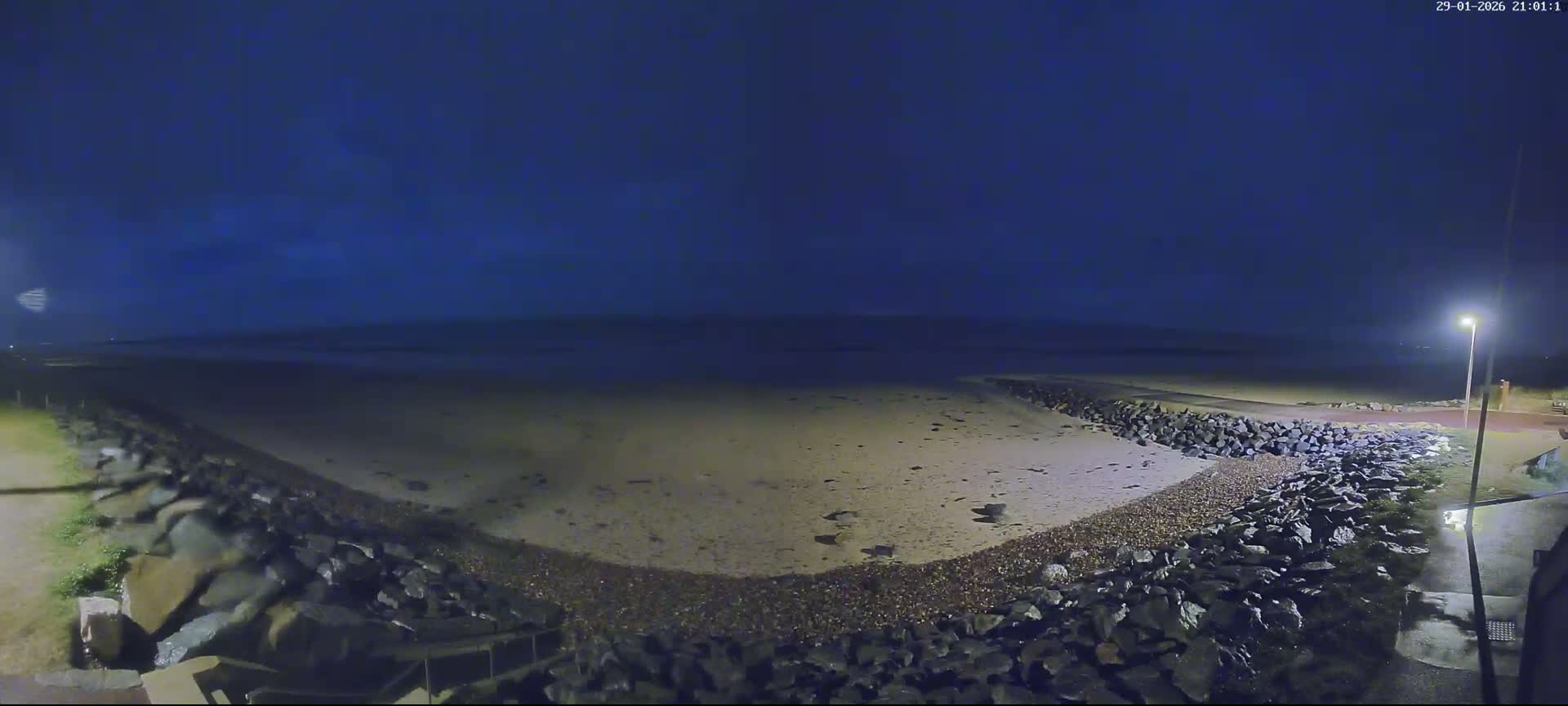 Plage de Saint-Germain-sur-Ay Beach Live Cam - Coutances, Manche, Normandie, France