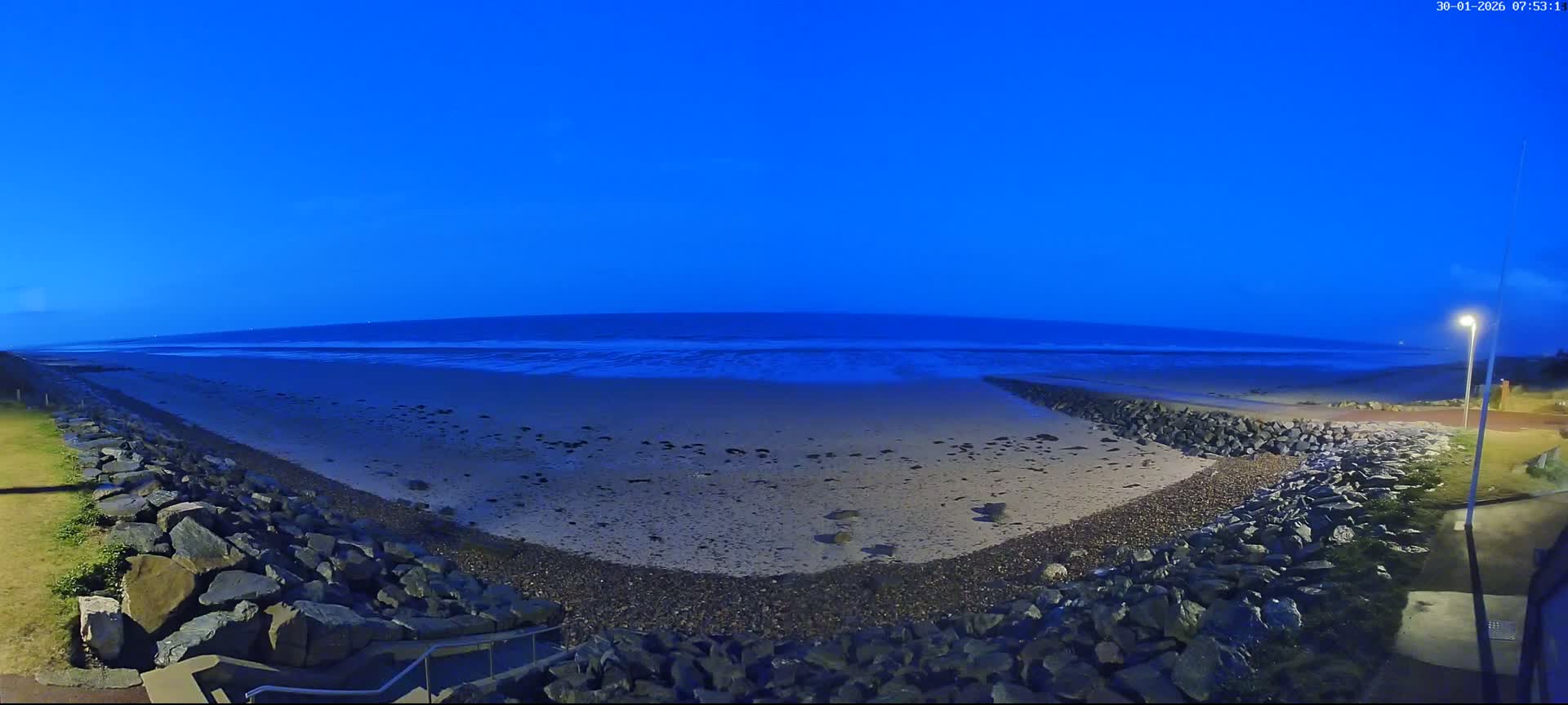 Plage de Saint-Germain-sur-Ay Beach Live Cam - Coutances, Manche, Normandie, France