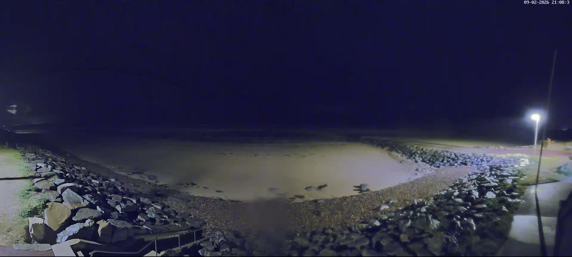 Plage de Saint-Germain-sur-Ay Beach Live Cam - Coutances, Manche, Normandie, France