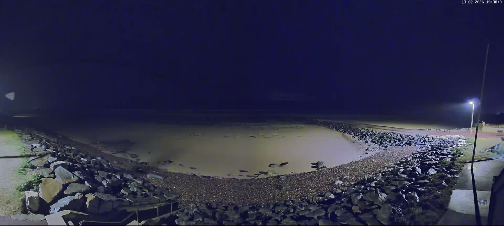 Plage de Saint-Germain-sur-Ay Beach Live Cam - Coutances, Manche, Normandie, France