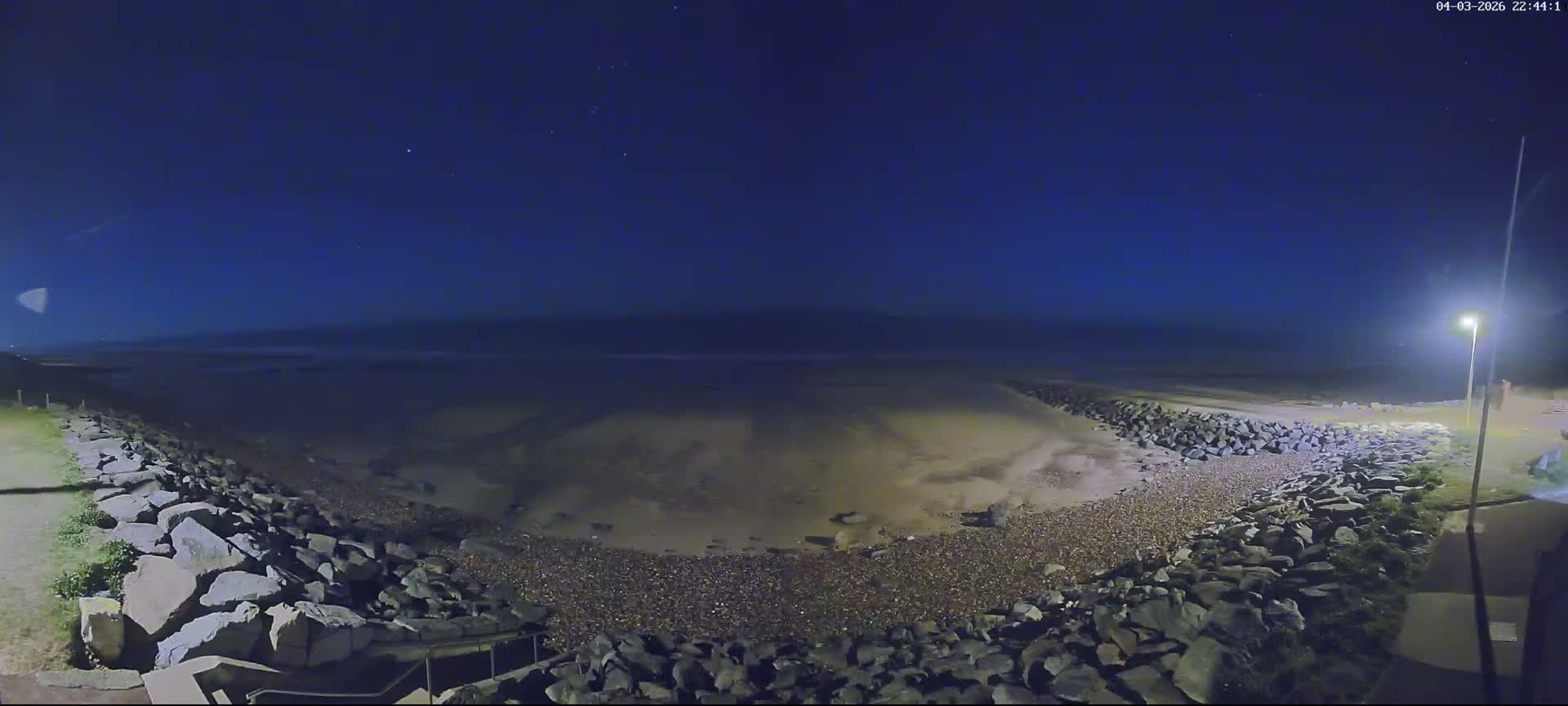 Plage de Saint-Germain-sur-Ay Beach Live Cam - Coutances, Manche, Normandie, France