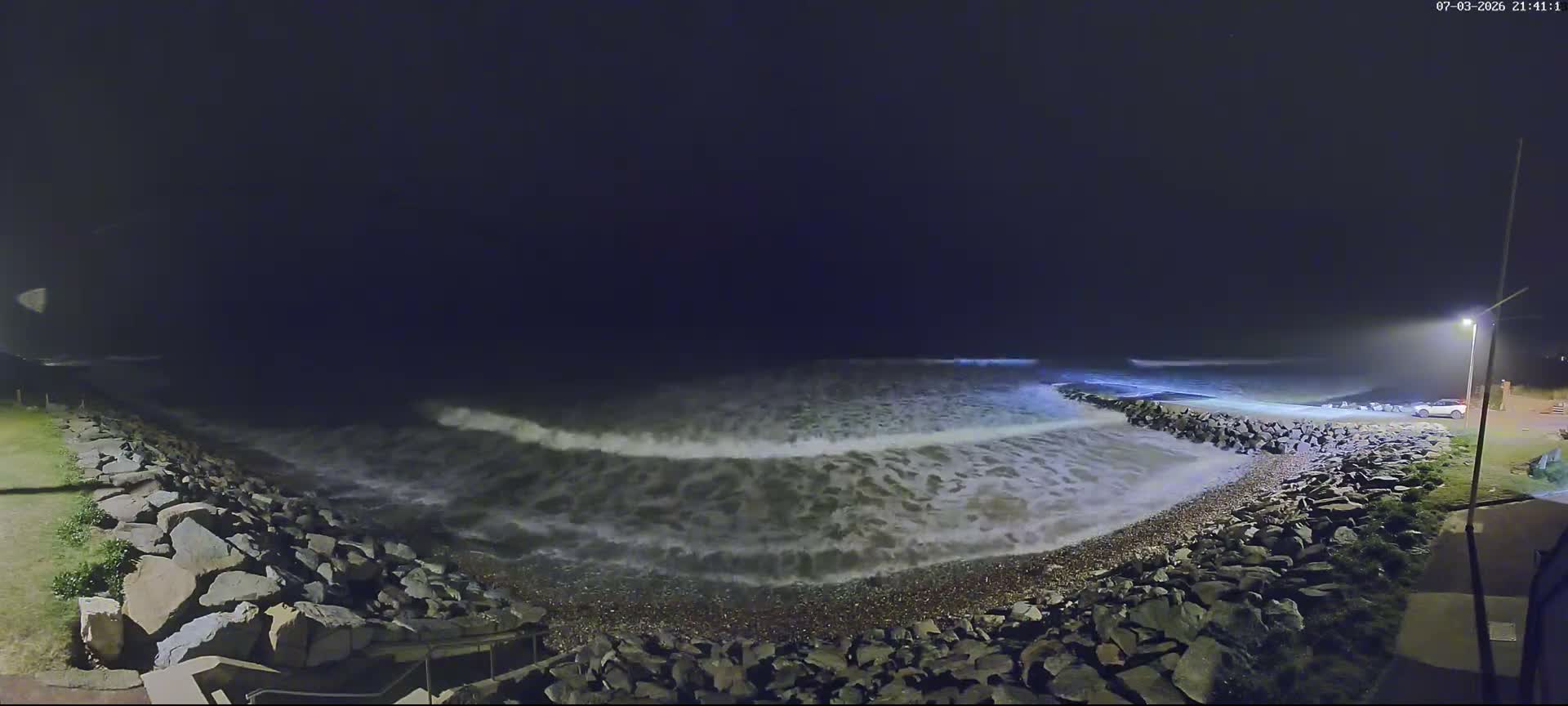Plage de Saint-Germain-sur-Ay Beach Live Cam - Coutances, Manche, Normandie, France
