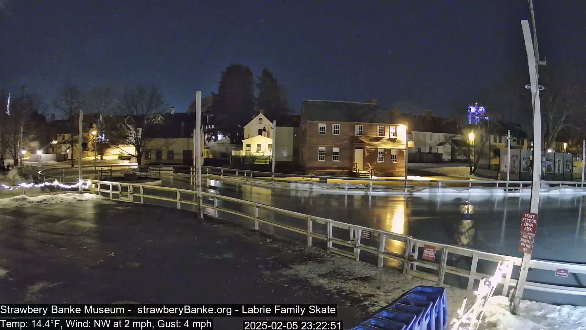  Ice Skating - Patio Cam at Strawbery Banke, Porsmouth , Live Camera, New Hampshire 