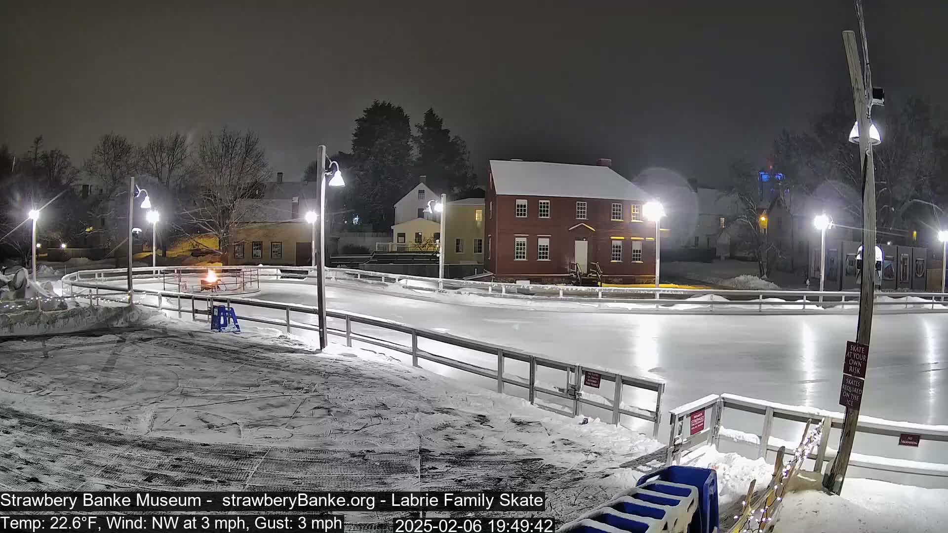  Ice Skating - Patio Cam at Strawbery Banke, Porsmouth , Live Camera, New Hampshire 