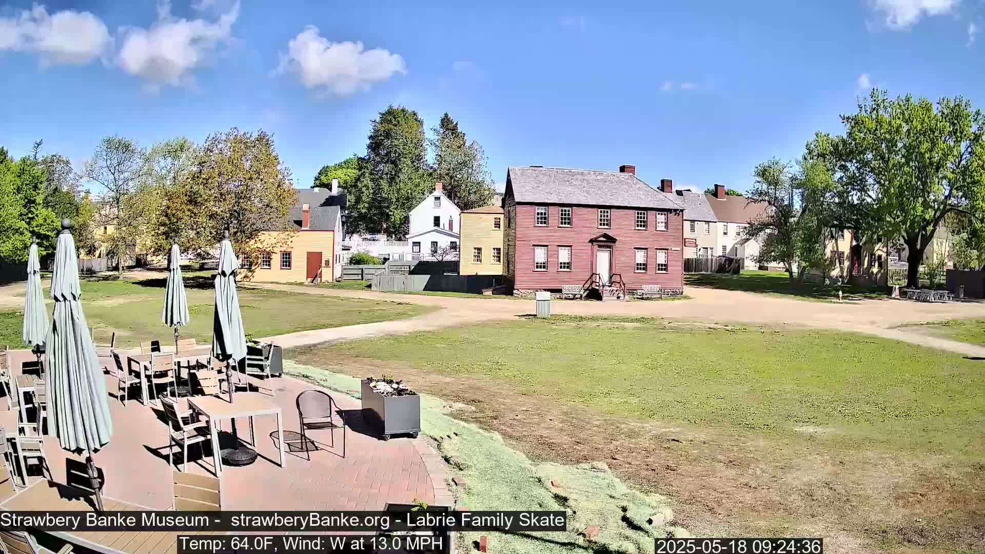  Ice Skating - Patio Cam at Strawbery Banke, Porsmouth , Live Camera, New Hampshire 