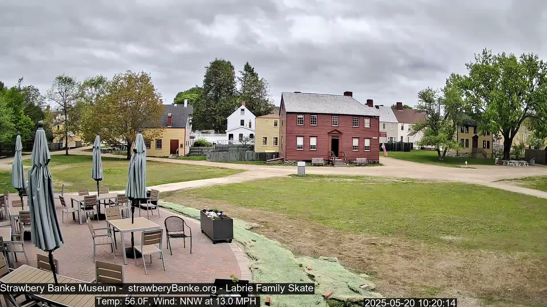  Ice Skating - Patio Cam at Strawbery Banke, Porsmouth , Live Camera, New Hampshire 