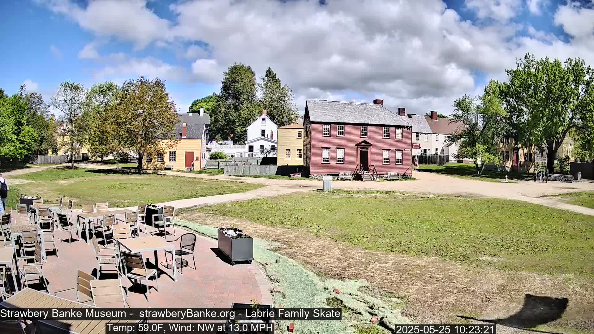  Ice Skating - Patio Cam at Strawbery Banke, Porsmouth , Live Camera, New Hampshire 