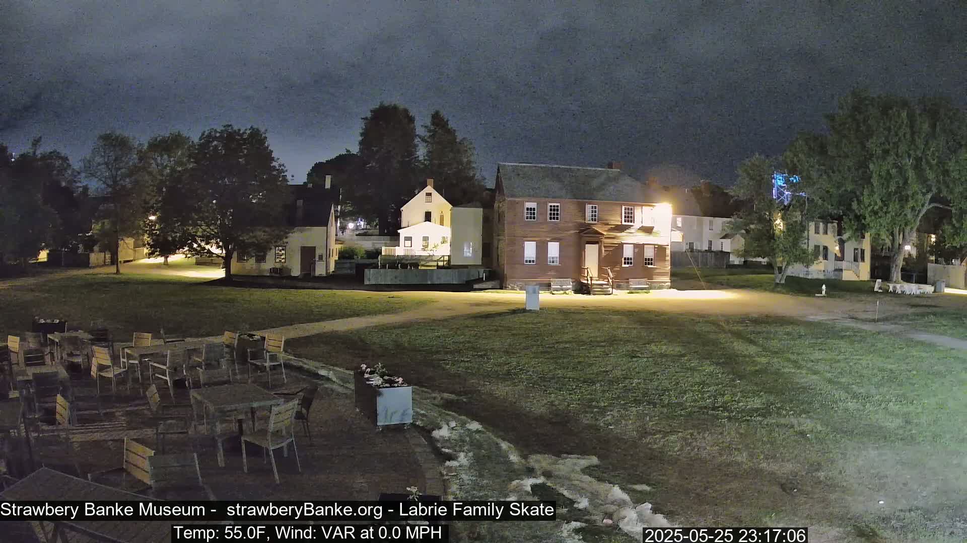 Ice Skating - Patio Cam at Strawbery Banke, Porsmouth , Live Camera, New Hampshire 