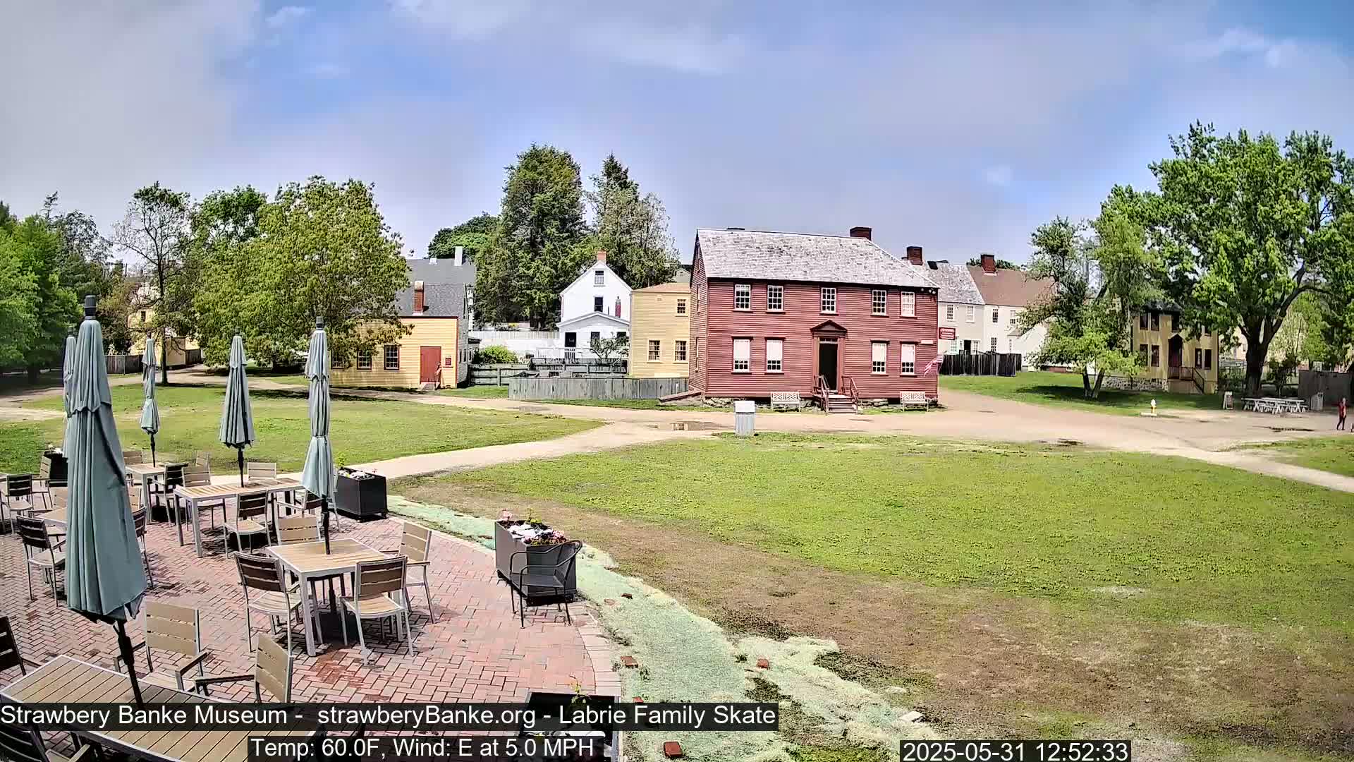  Ice Skating - Patio Cam at Strawbery Banke, Porsmouth , Live Camera, New Hampshire 