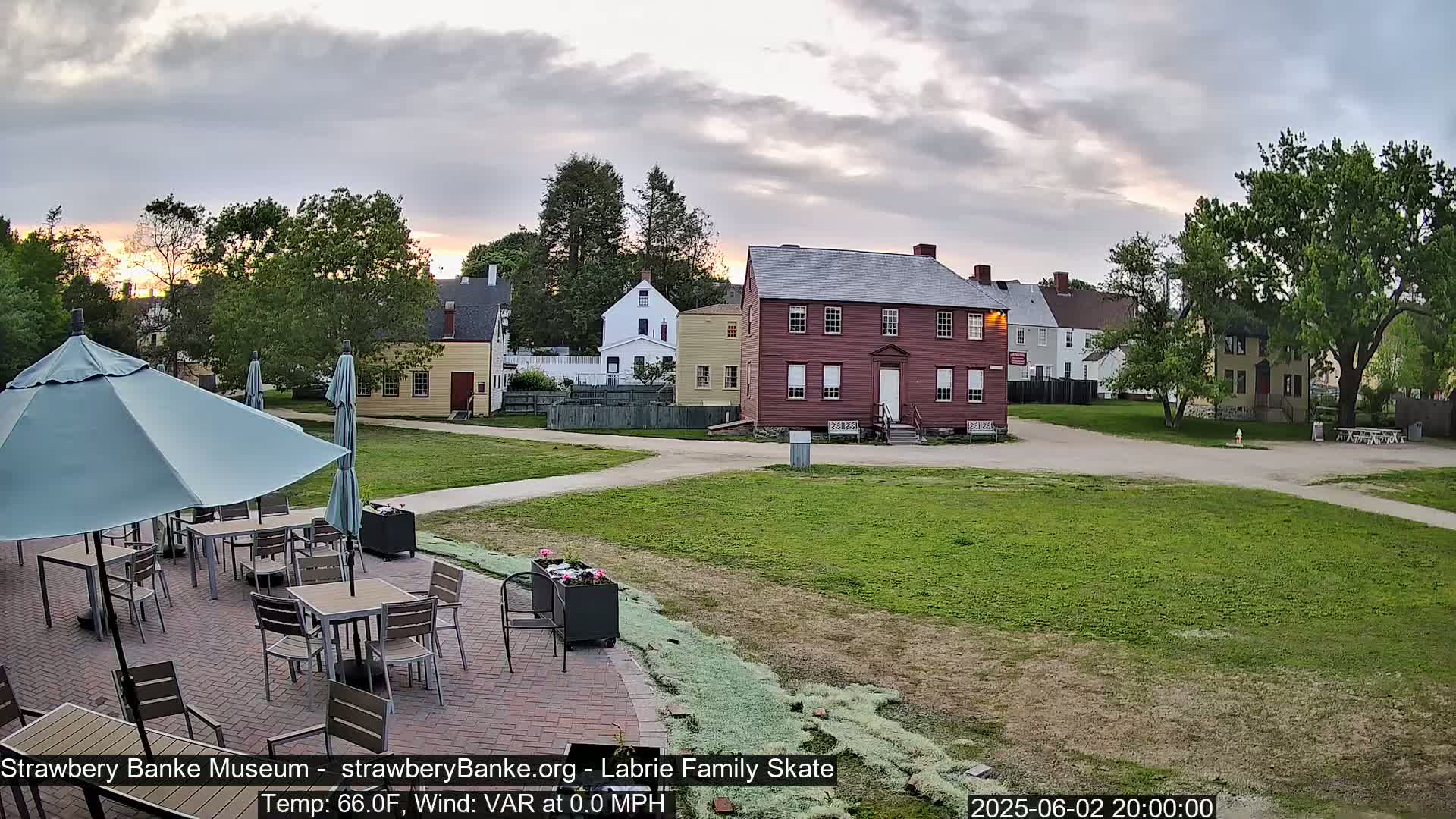  Ice Skating - Patio Cam at Strawbery Banke, Porsmouth , Live Camera, New Hampshire 