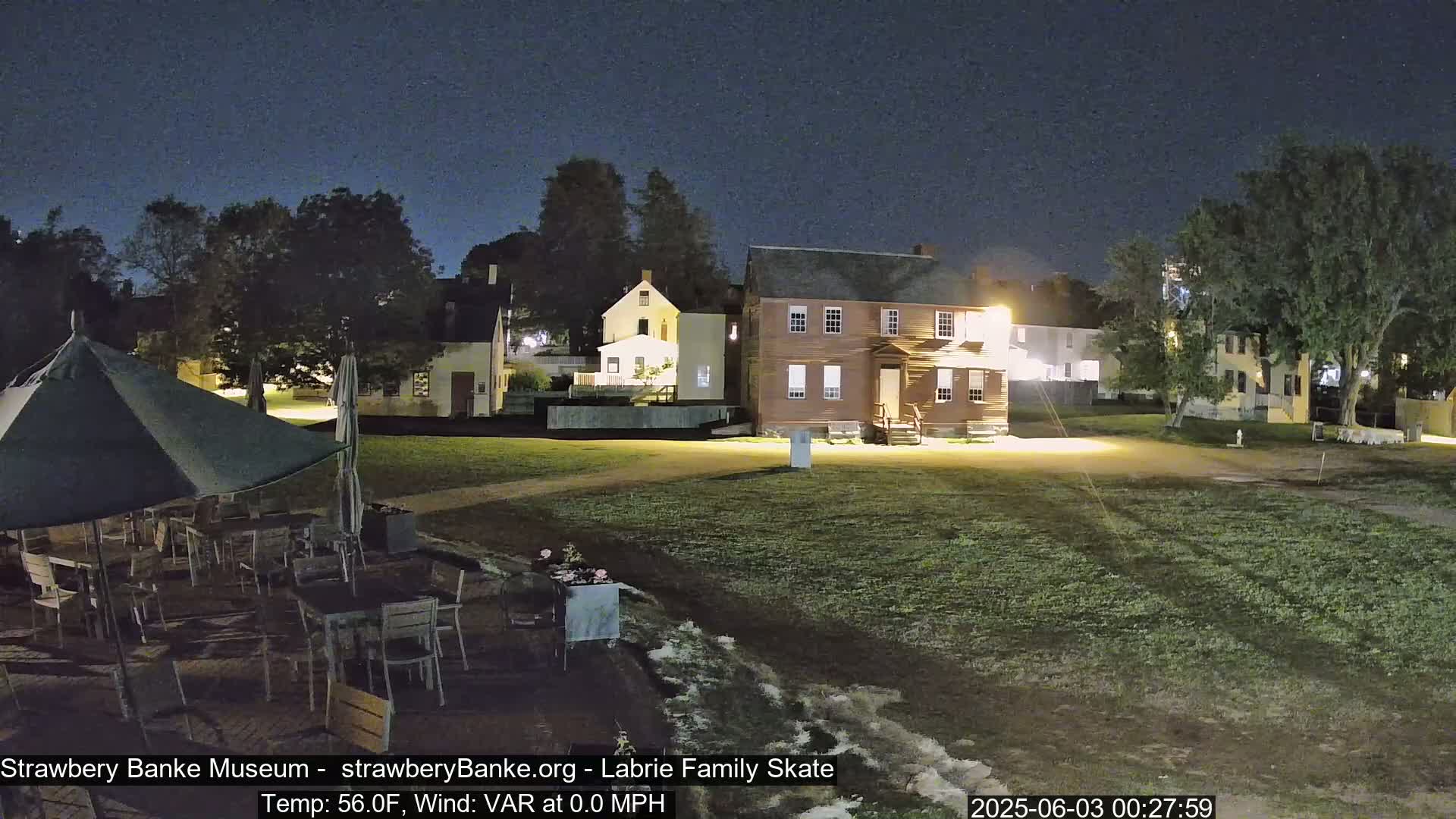  Ice Skating - Patio Cam at Strawbery Banke, Porsmouth , Live Camera, New Hampshire 