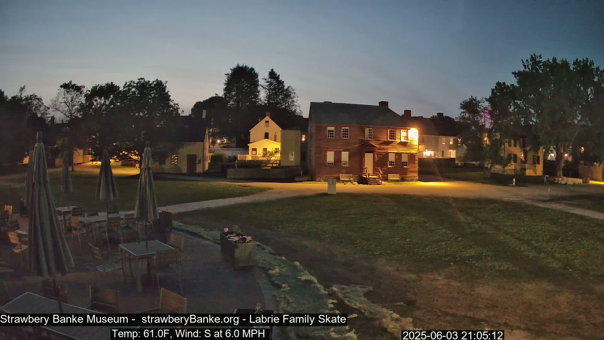  Ice Skating - Patio Cam at Strawbery Banke, Porsmouth , Live Camera, New Hampshire 