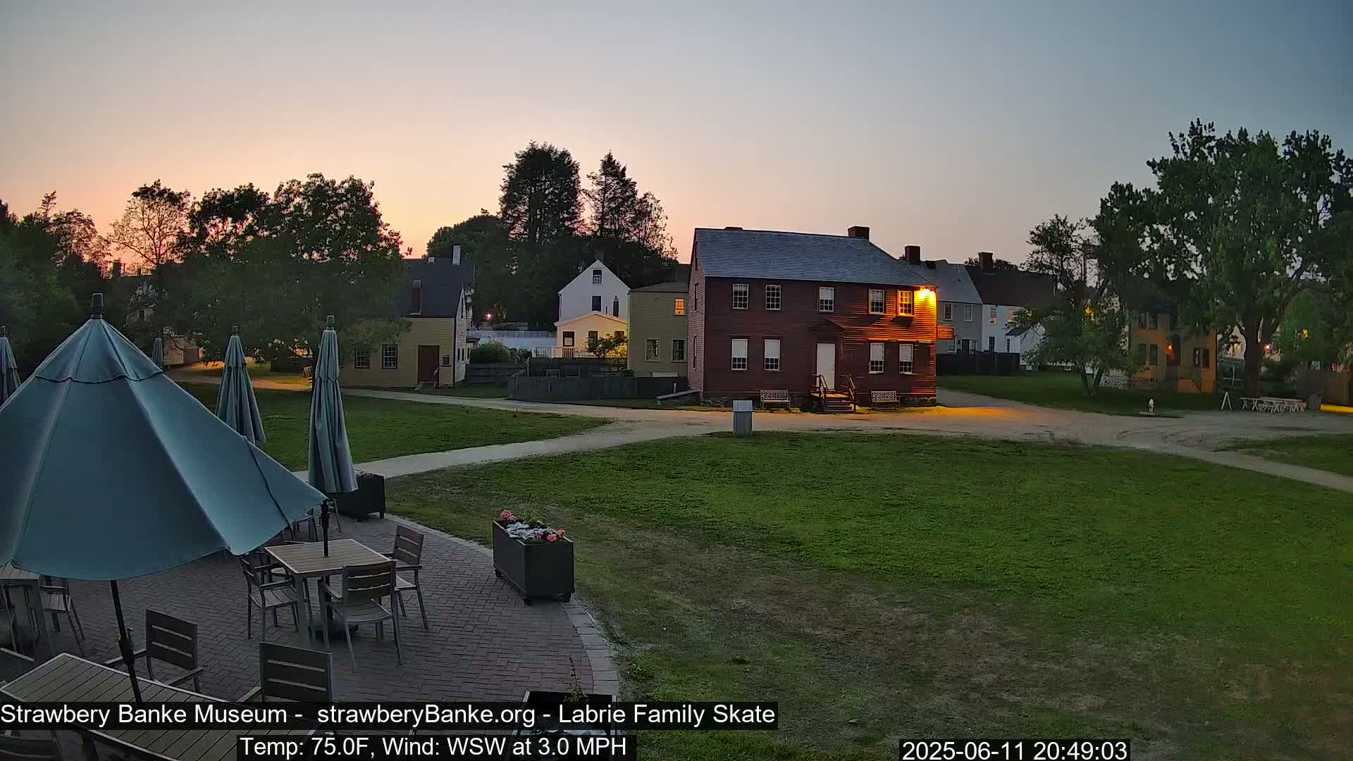  Ice Skating - Patio Cam at Strawbery Banke, Porsmouth , Live Camera, New Hampshire 