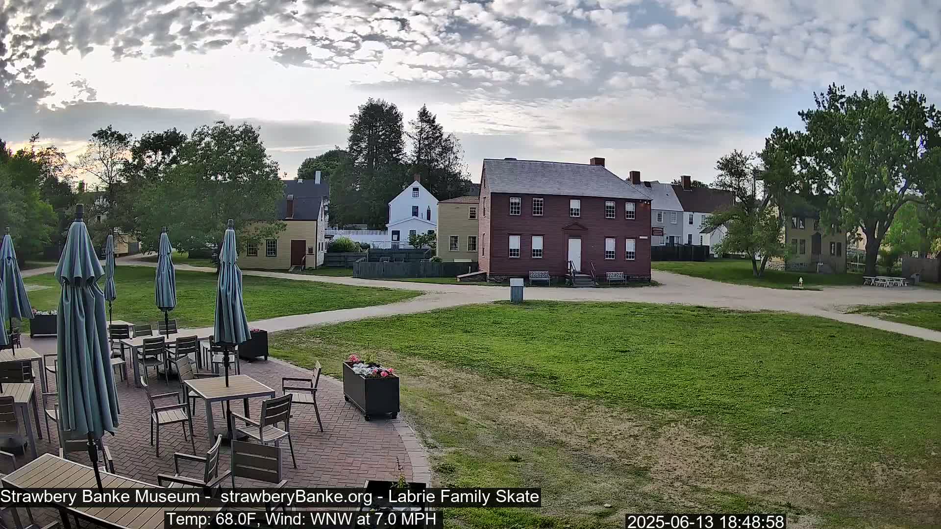  Ice Skating - Patio Cam at Strawbery Banke, Porsmouth , Live Camera, New Hampshire 