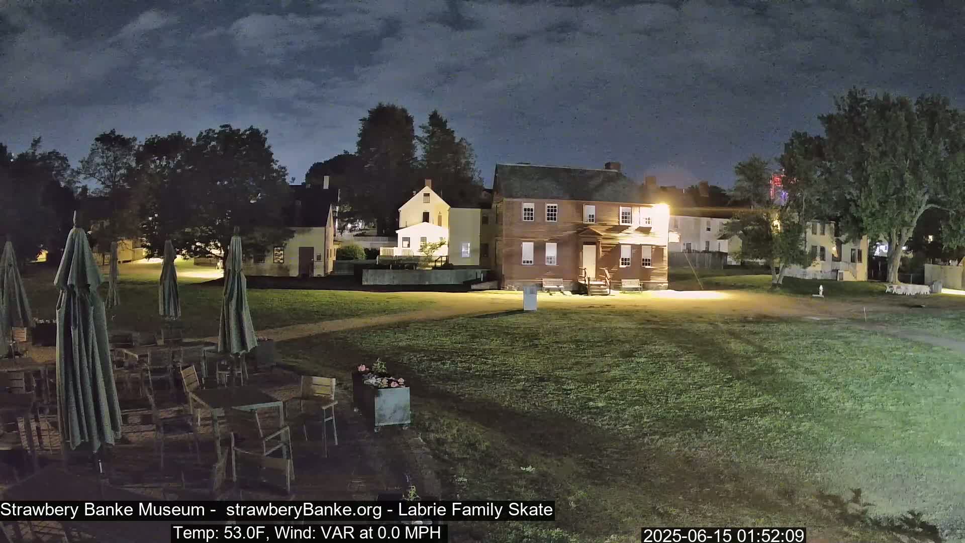  Ice Skating - Patio Cam at Strawbery Banke, Porsmouth , Live Camera, New Hampshire 