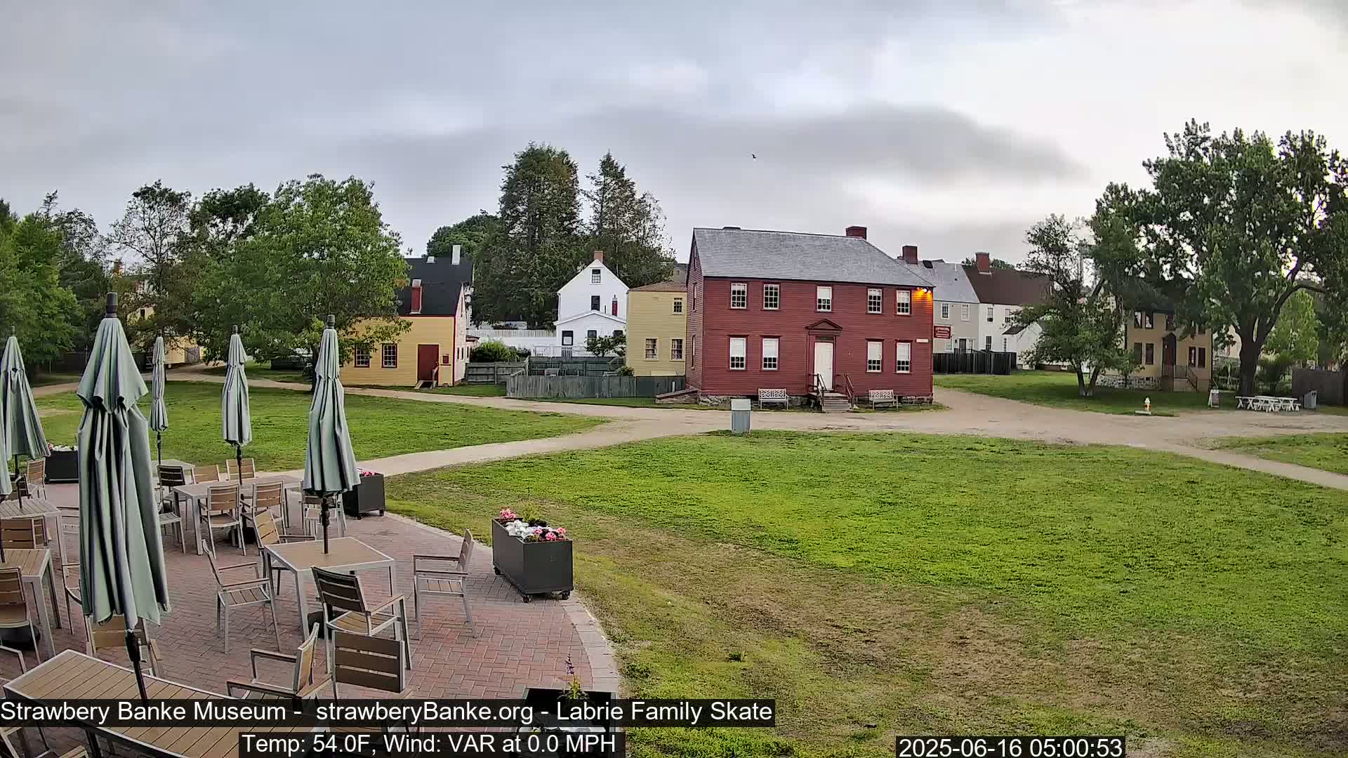  Ice Skating - Patio Cam at Strawbery Banke, Porsmouth , Live Camera, New Hampshire 