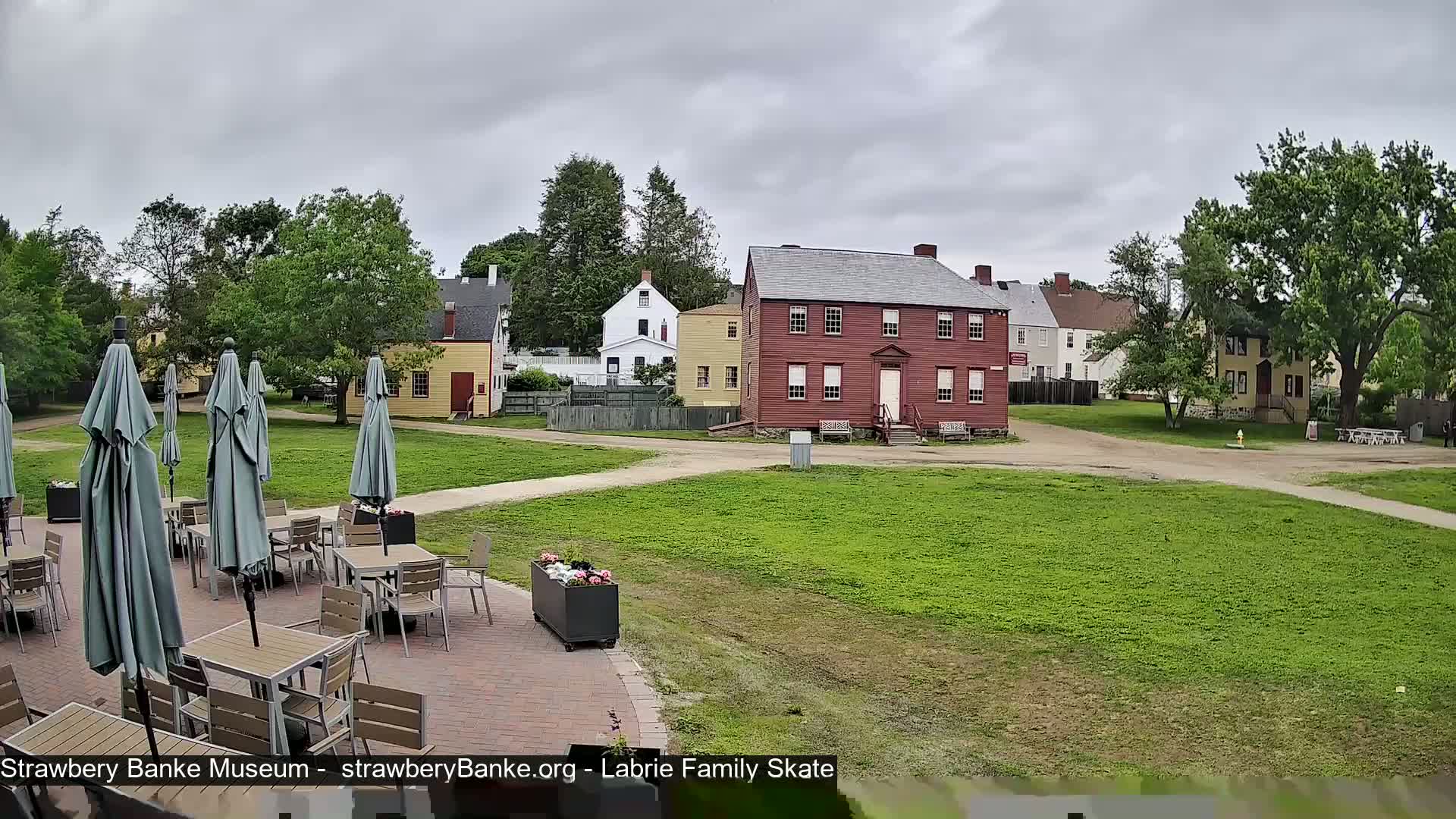 Ice Skating - Patio Cam at Strawbery Banke, Porsmouth , Live Camera, New Hampshire 