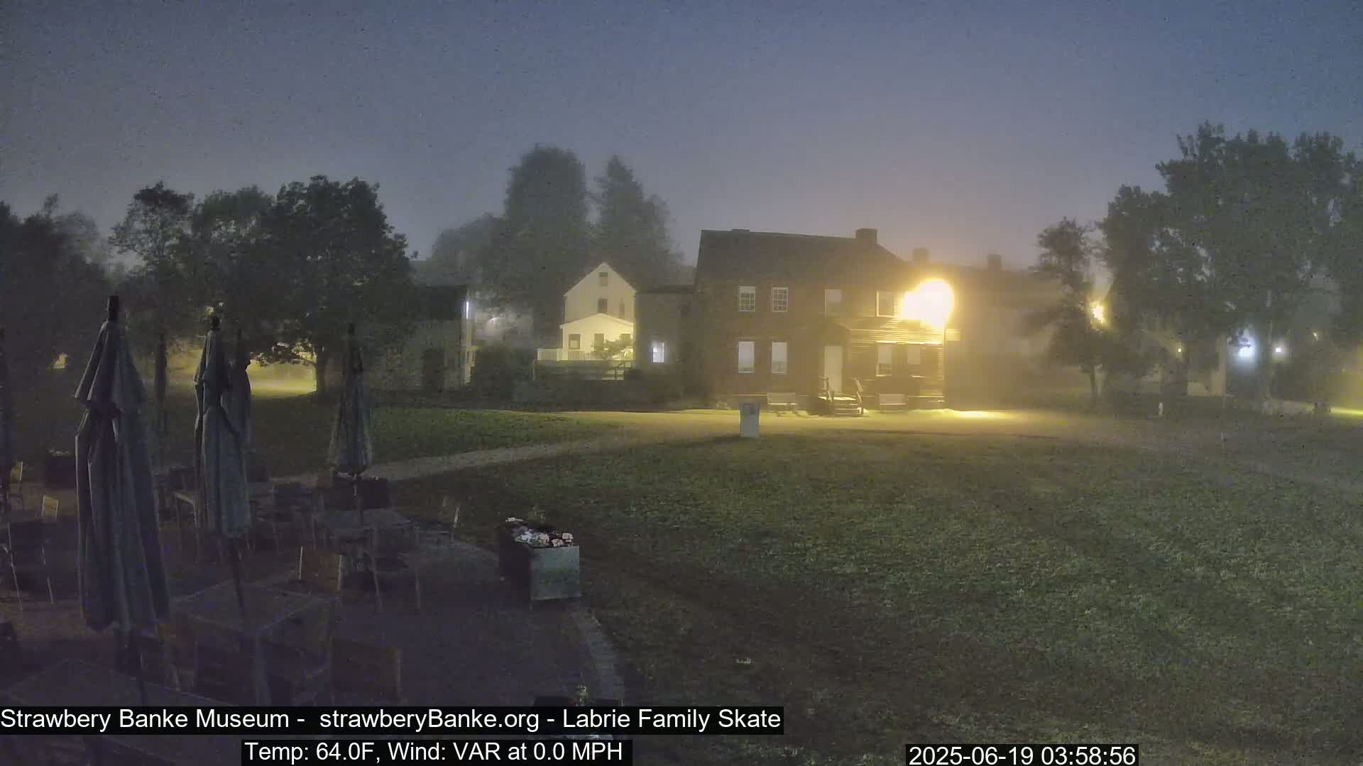 Ice Skating - Patio Cam at Strawbery Banke, Porsmouth , Live Camera, New Hampshire 