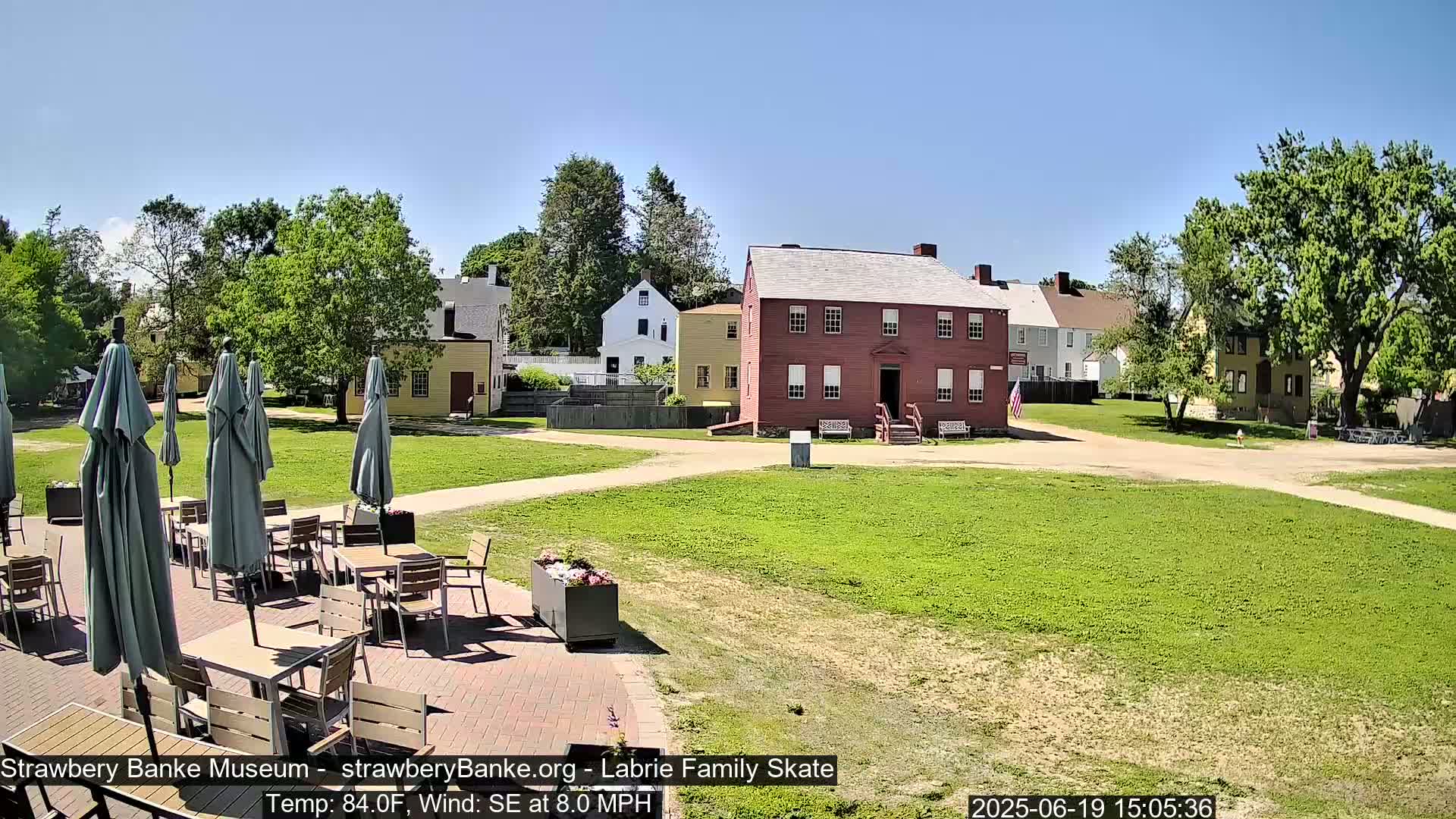  Ice Skating - Patio Cam at Strawbery Banke, Porsmouth , Live Camera, New Hampshire 