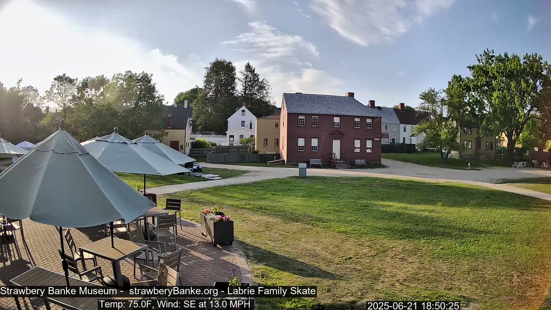  Ice Skating - Patio Cam at Strawbery Banke, Porsmouth , Live Camera, New Hampshire 