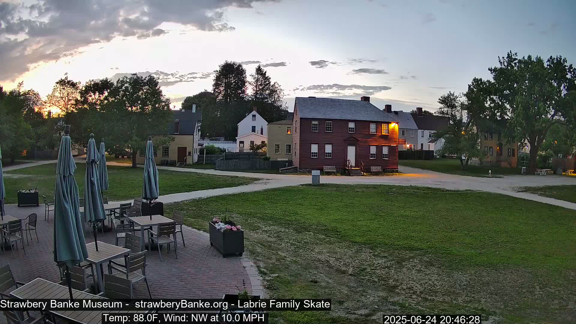  Ice Skating - Patio Cam at Strawbery Banke, Porsmouth , Live Camera, New Hampshire 