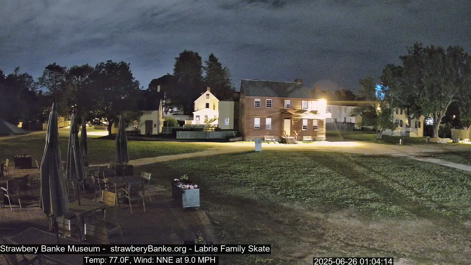  Ice Skating - Patio Cam at Strawbery Banke, Porsmouth , Live Camera, New Hampshire 