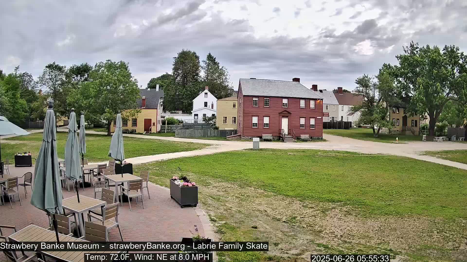 Ice Skating - Patio Cam at Strawbery Banke, Porsmouth , Live Camera, New Hampshire 