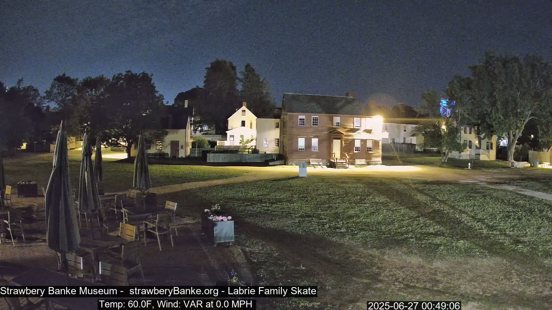  Ice Skating - Patio Cam at Strawbery Banke, Porsmouth , Live Camera, New Hampshire 
