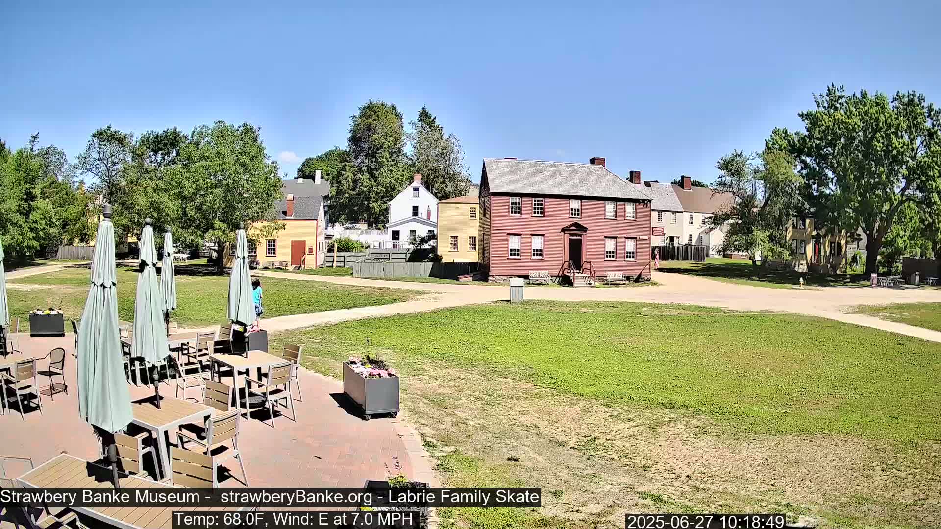  Ice Skating - Patio Cam at Strawbery Banke, Porsmouth , Live Camera, New Hampshire 