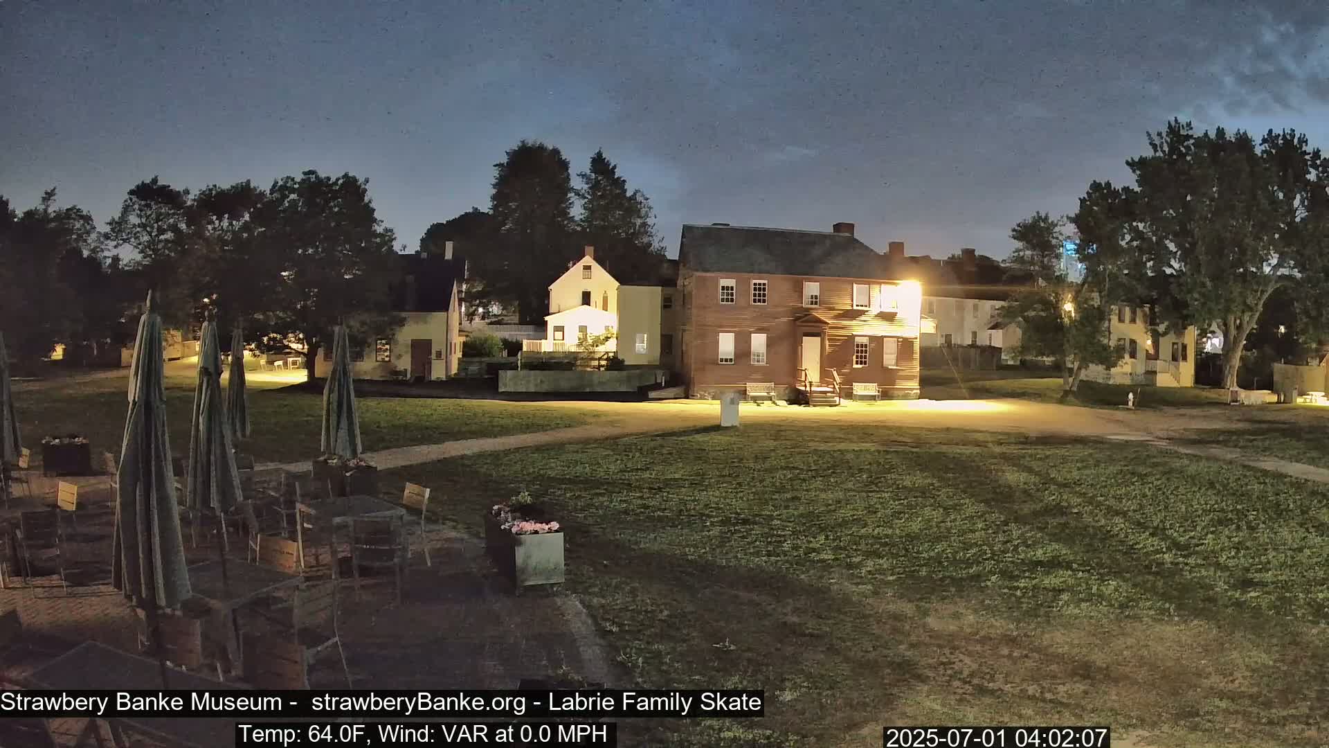  Ice Skating - Patio Cam at Strawbery Banke, Porsmouth , Live Camera, New Hampshire 