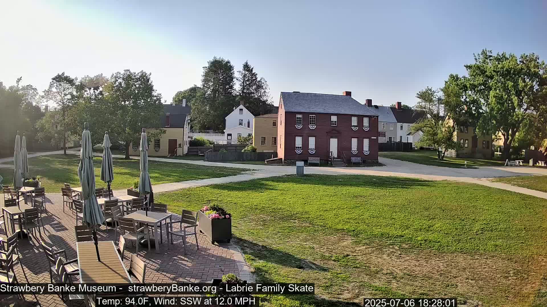  Ice Skating - Patio Cam at Strawbery Banke, Porsmouth , Live Camera, New Hampshire 