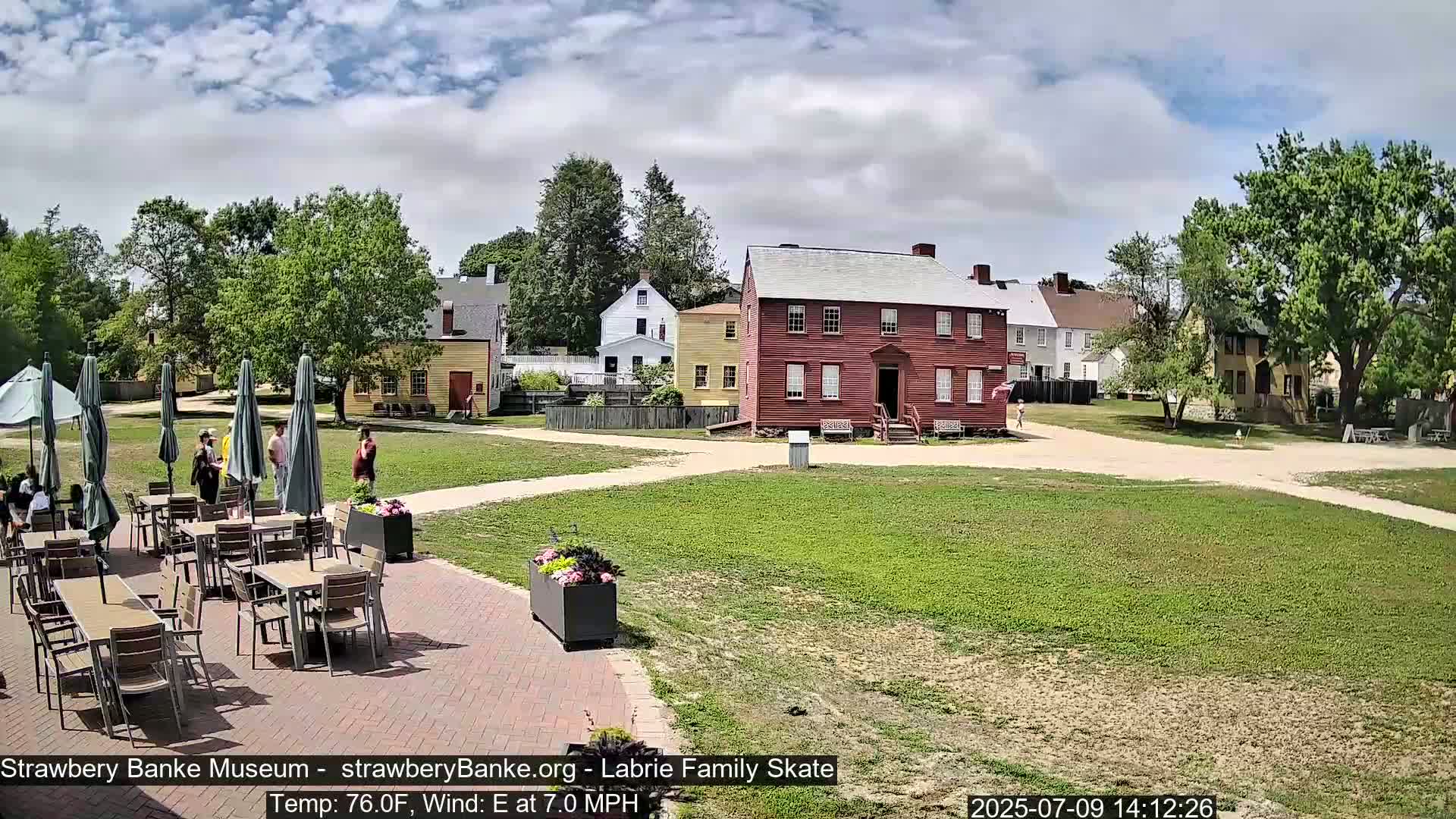  Ice Skating - Patio Cam at Strawbery Banke, Porsmouth , Live Camera, New Hampshire 