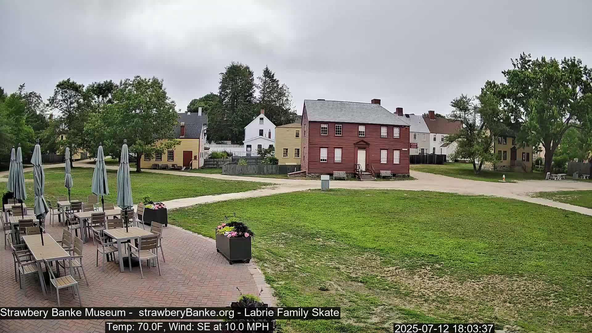  Ice Skating - Patio Cam at Strawbery Banke, Porsmouth , Live Camera, New Hampshire 