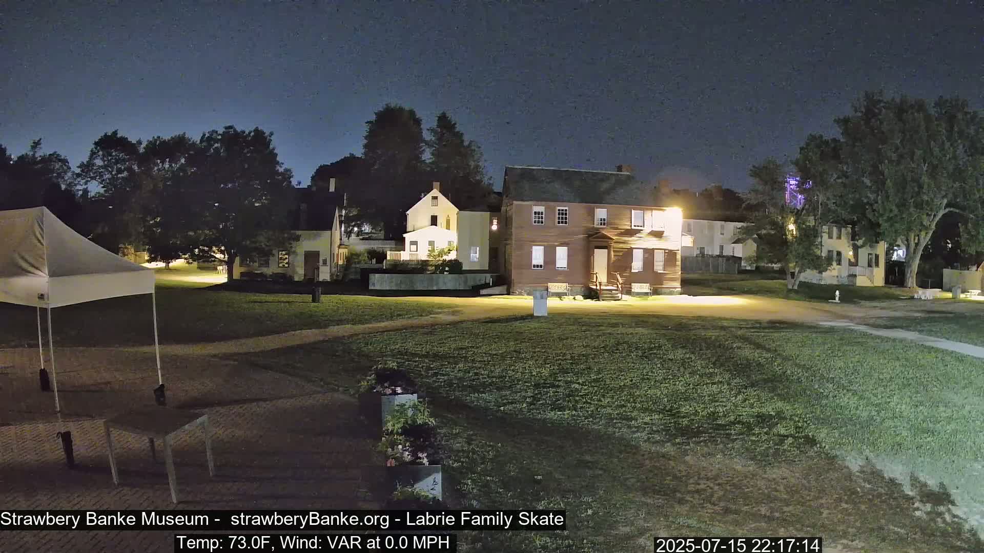  Ice Skating - Patio Cam at Strawbery Banke, Porsmouth , Live Camera, New Hampshire 