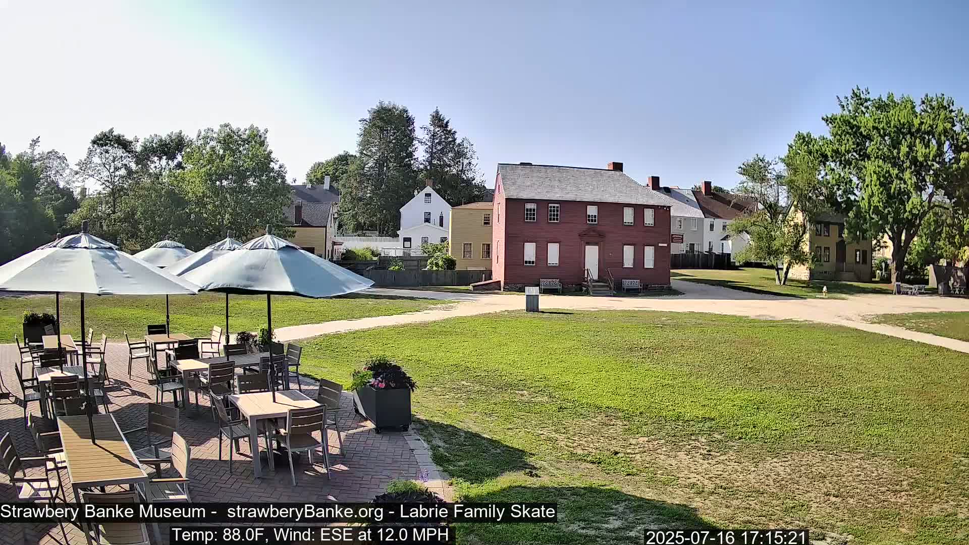  Ice Skating - Patio Cam at Strawbery Banke, Porsmouth , Live Camera, New Hampshire 