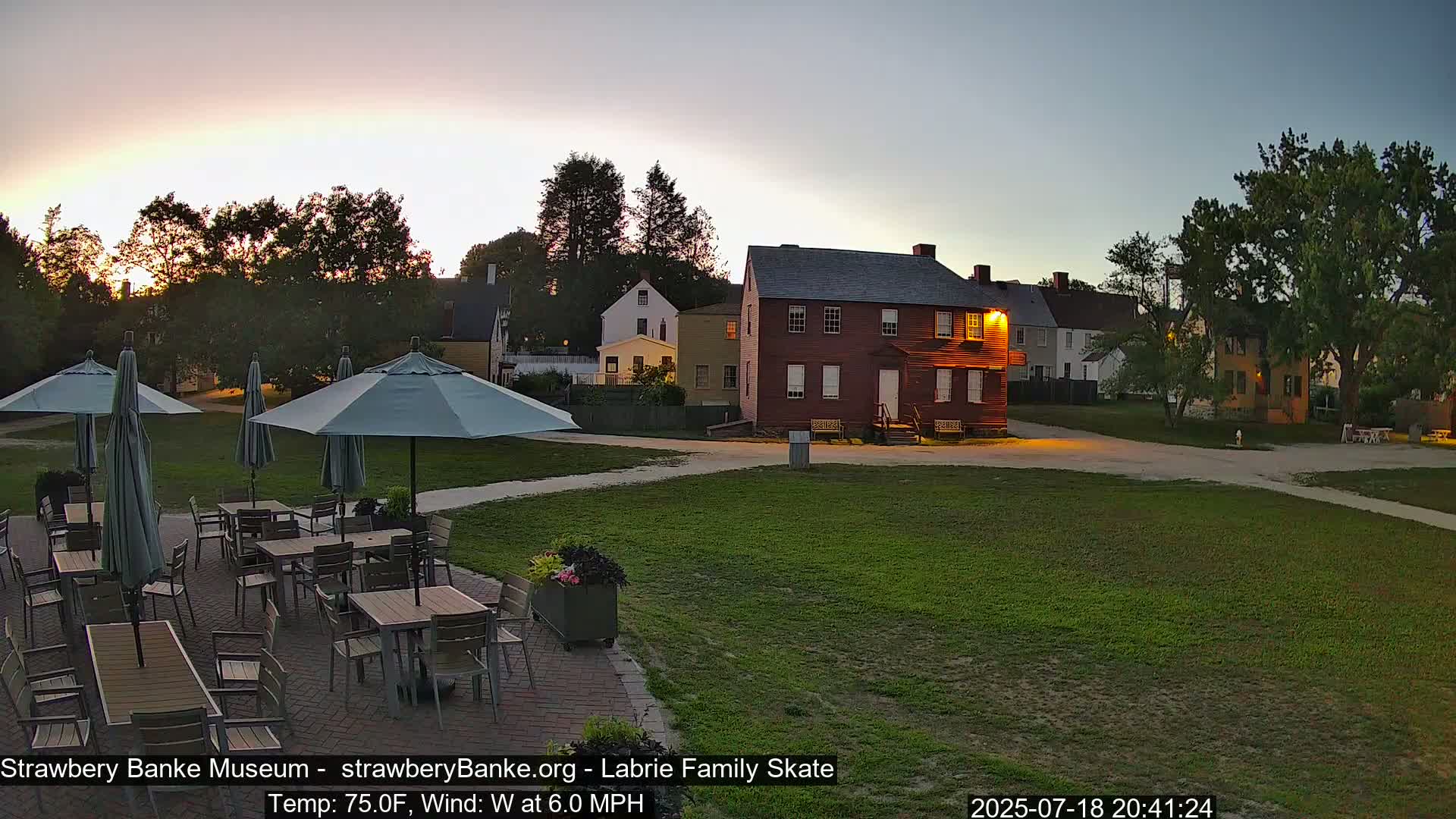  Ice Skating - Patio Cam at Strawbery Banke, Porsmouth , Live Camera, New Hampshire 