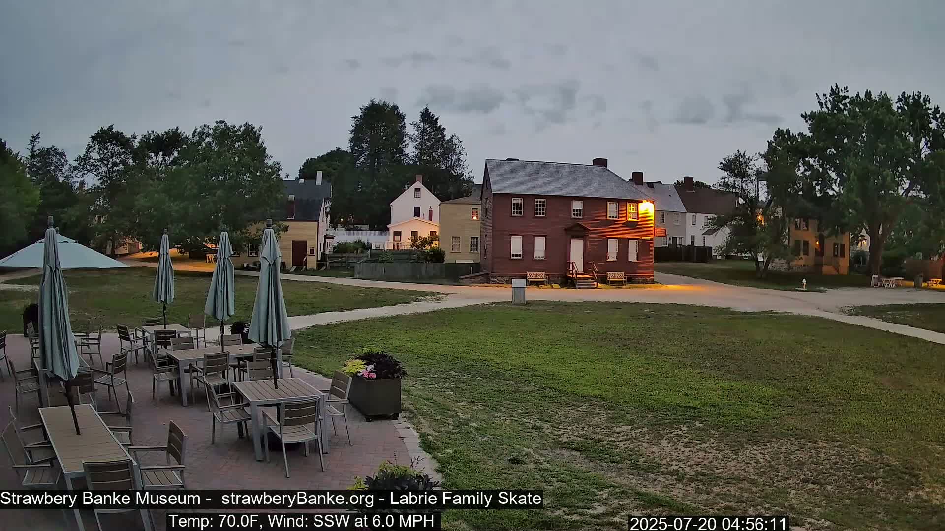  Ice Skating - Patio Cam at Strawbery Banke, Porsmouth , Live Camera, New Hampshire 