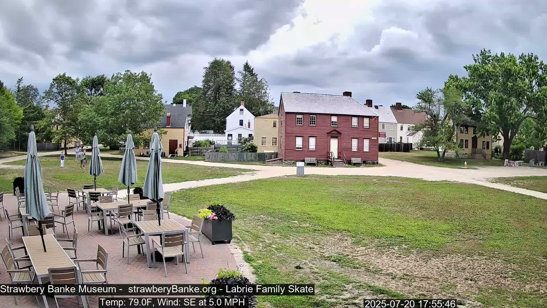  Ice Skating - Patio Cam at Strawbery Banke, Porsmouth , Live Camera, New Hampshire 