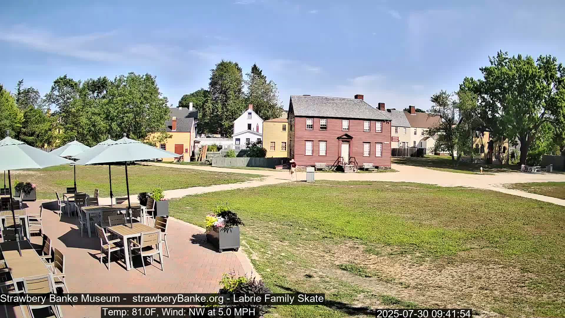  Ice Skating - Patio Cam at Strawbery Banke, Porsmouth , Live Camera, New Hampshire 