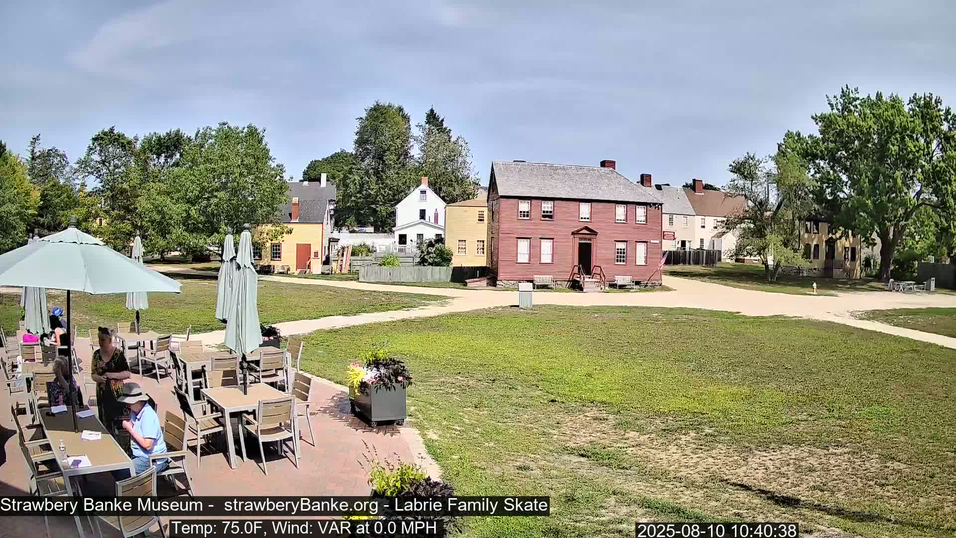  Ice Skating - Patio Cam at Strawbery Banke, Porsmouth , Live Camera, New Hampshire 