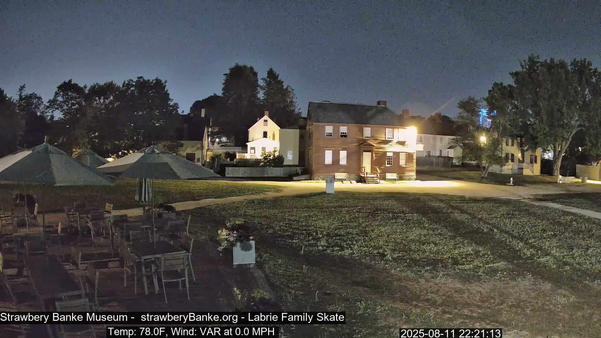  Ice Skating - Patio Cam at Strawbery Banke, Porsmouth , Live Camera, New Hampshire 