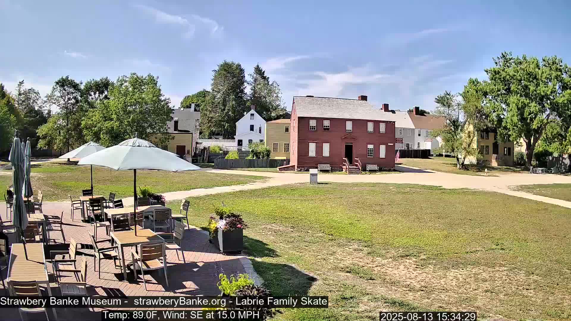  Ice Skating - Patio Cam at Strawbery Banke, Porsmouth , Live Camera, New Hampshire 