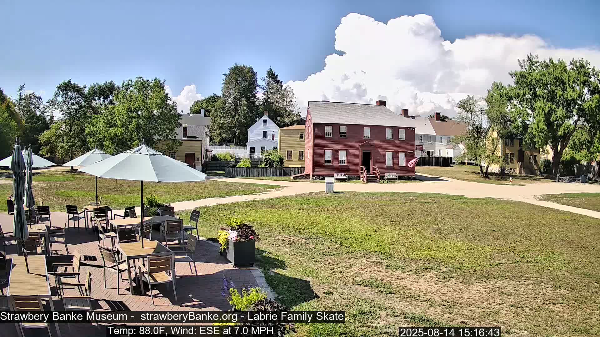  Ice Skating - Patio Cam at Strawbery Banke, Porsmouth , Live Camera, New Hampshire 