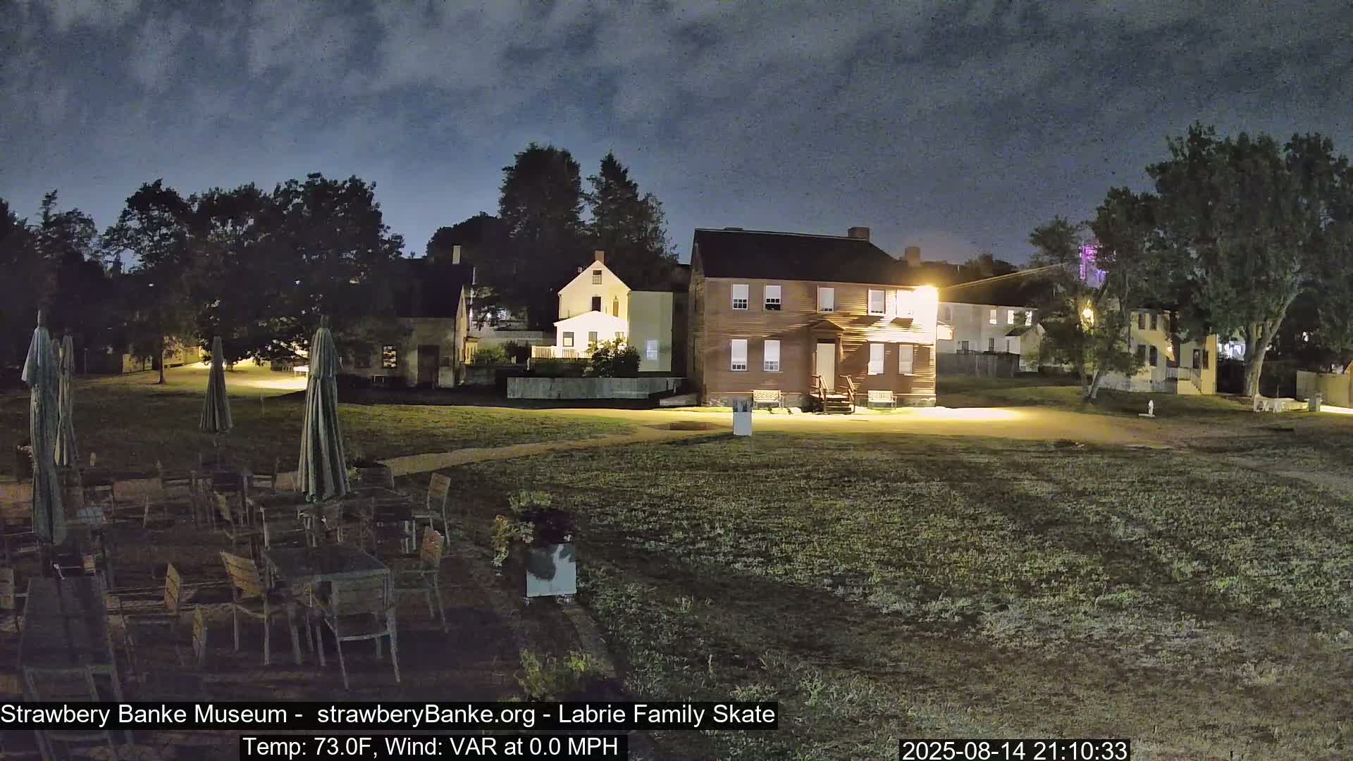  Ice Skating - Patio Cam at Strawbery Banke, Porsmouth , Live Camera, New Hampshire 