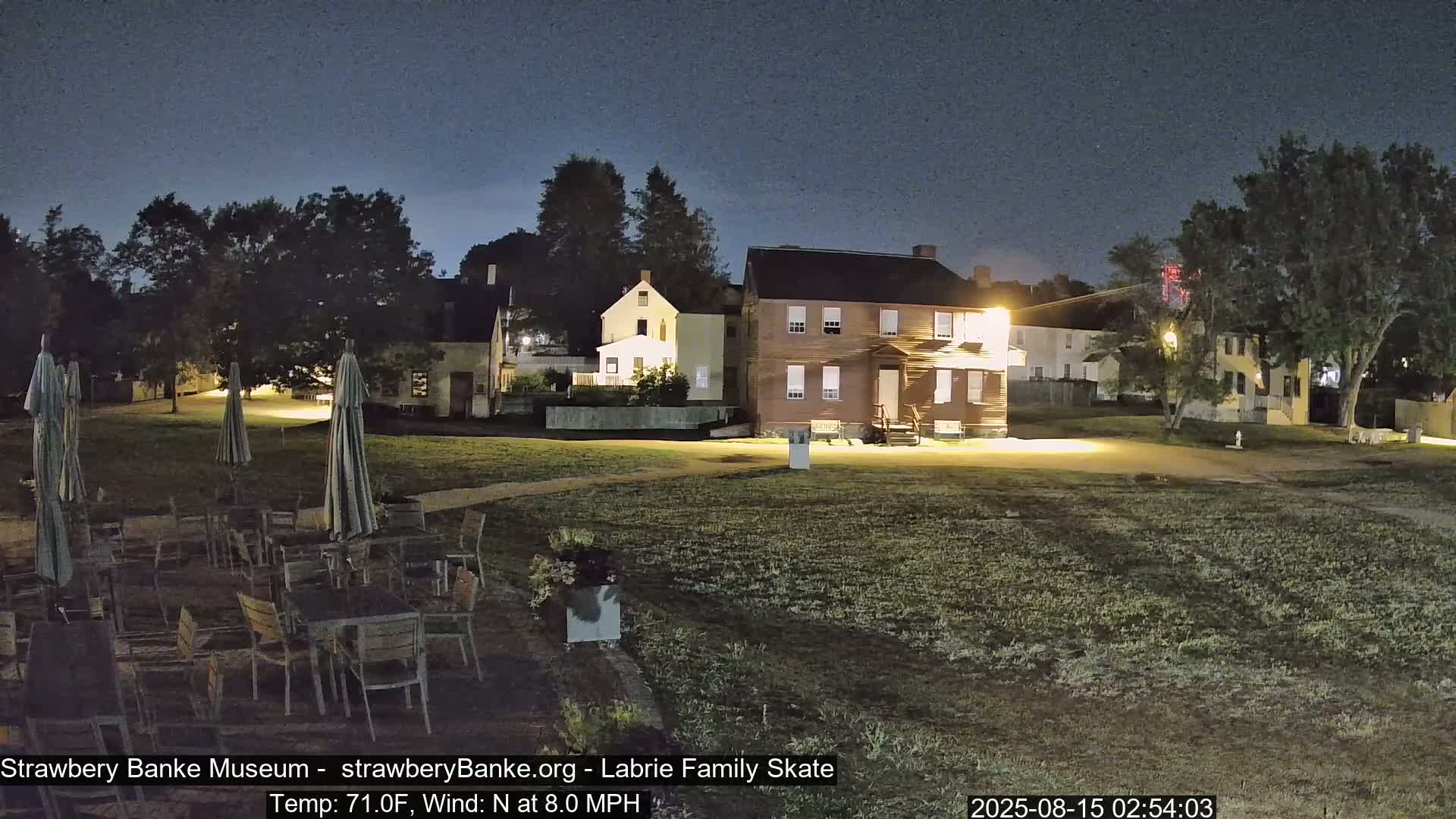  Ice Skating - Patio Cam at Strawbery Banke, Porsmouth , Live Camera, New Hampshire 