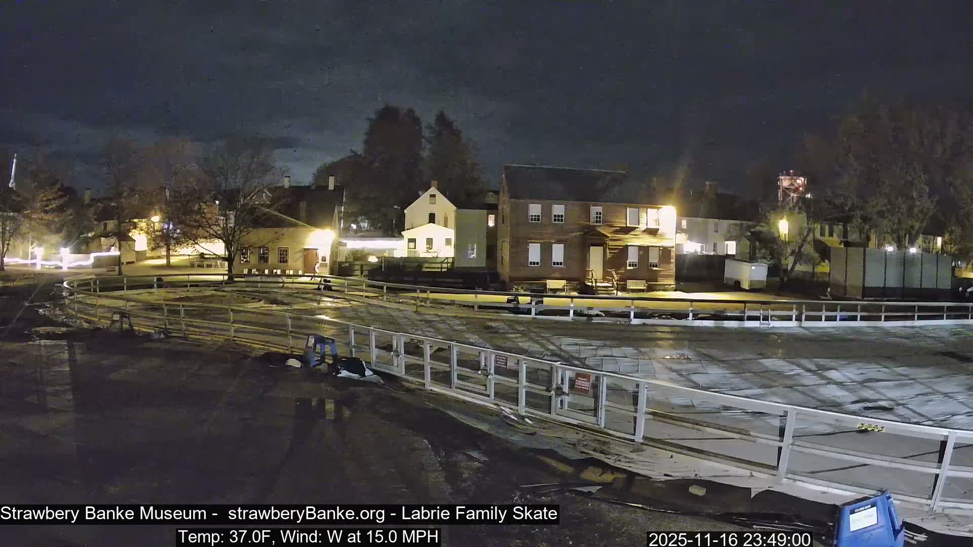  Ice Skating - Patio Cam at Strawbery Banke, Porsmouth , Live Camera, New Hampshire 