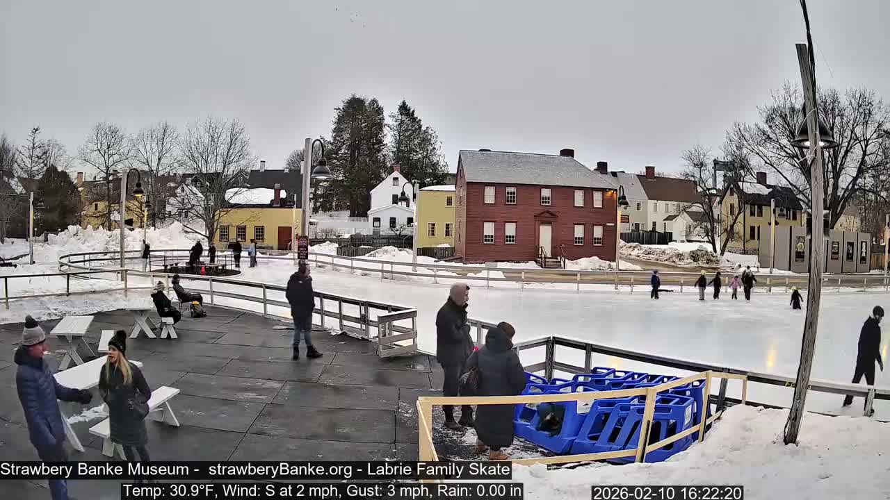 Ice Skating - Patio Cam at Strawbery Banke, Porsmouth , Live Camera, New Hampshire 