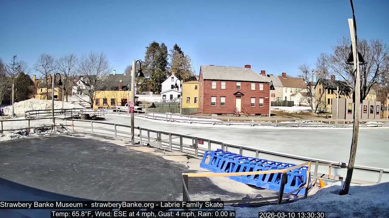 Ice Skating - Patio Cam at Strawbery Banke, Porsmouth , Live Camera, New Hampshire 