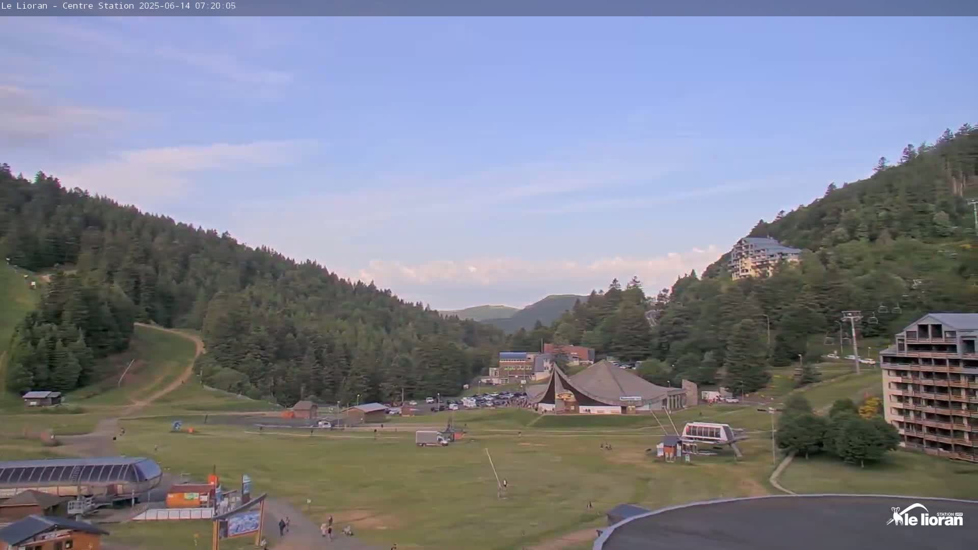 Le Lioran Ski Slopes Live Cam - Laveissiere, Cantal, Auvergne-Rhone-Alpes, France