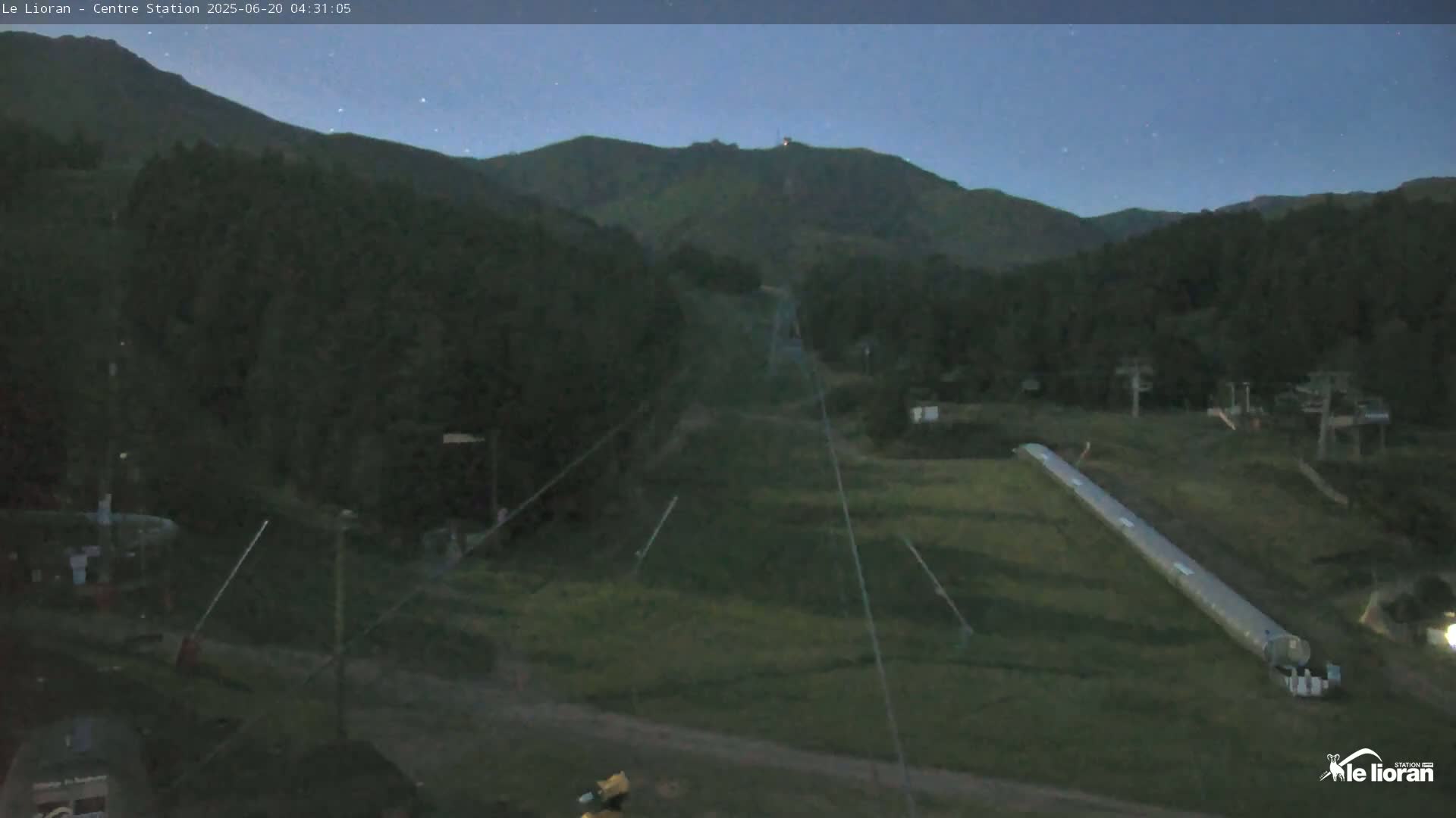 Le Lioran Ski Slopes Live Cam - Laveissiere, Cantal, Auvergne-Rhone-Alpes, France